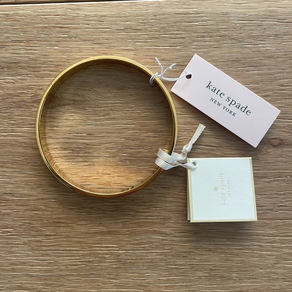 NWT: Kate Spade Bride Idiom Wedding Bangle in "Gold" Tone Finish - Picture 2 of 5